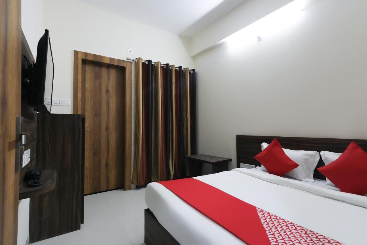 Hotel O La Flora Indore Zewnętrze zdjęcie