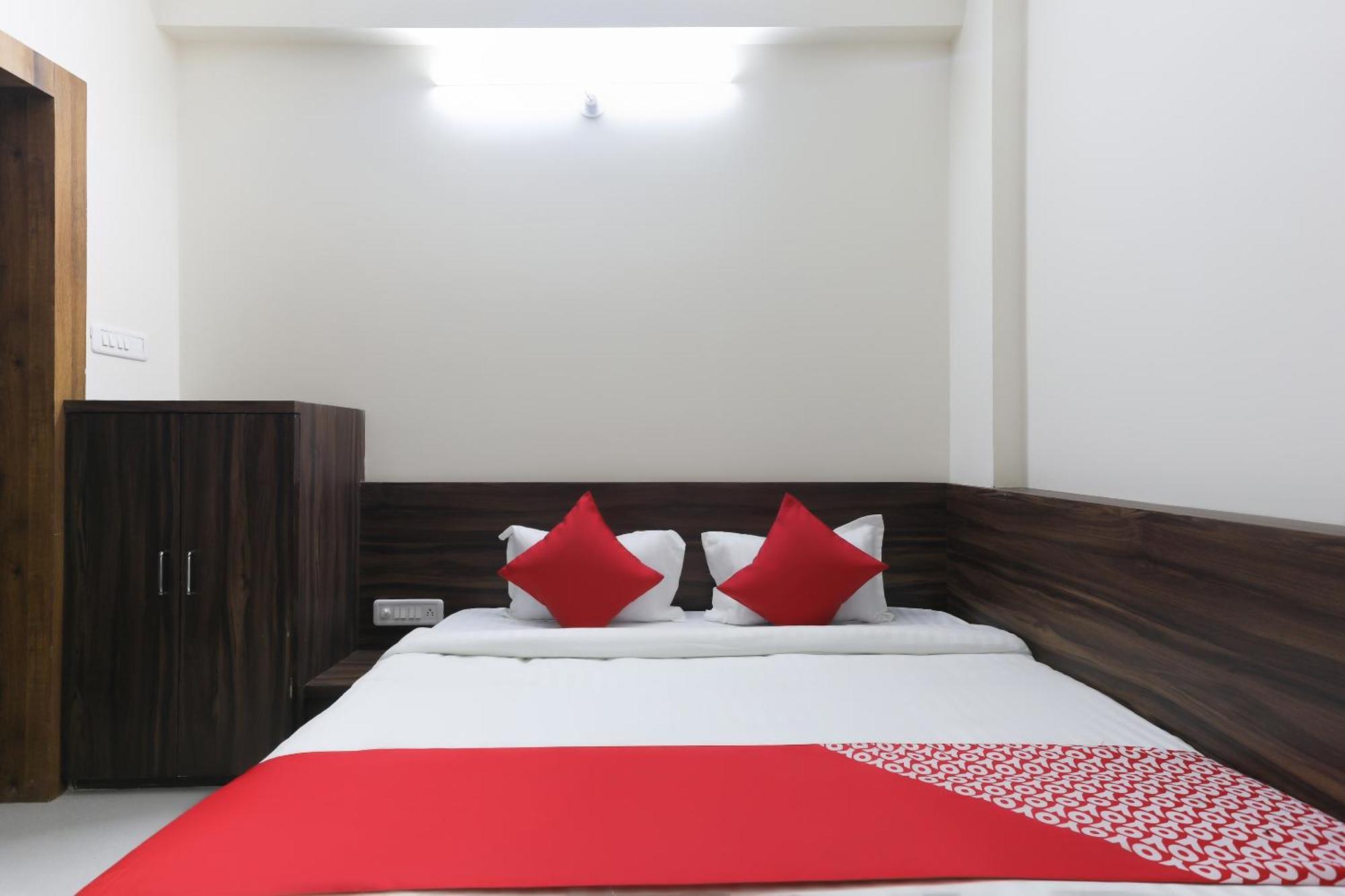 Hotel O La Flora Indore Zewnętrze zdjęcie