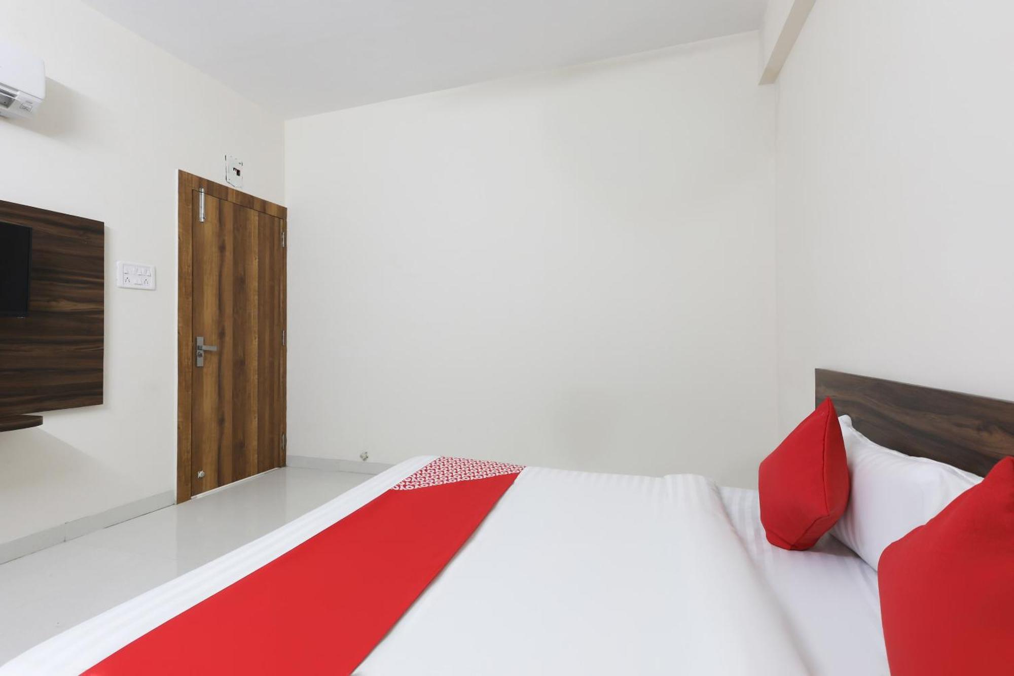 Hotel O La Flora Indore Zewnętrze zdjęcie